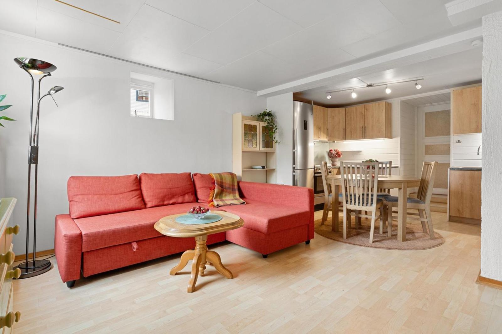 Room In Cozy Apartment 7 Min Walk From The City Center Tromsø Zewnętrze zdjęcie