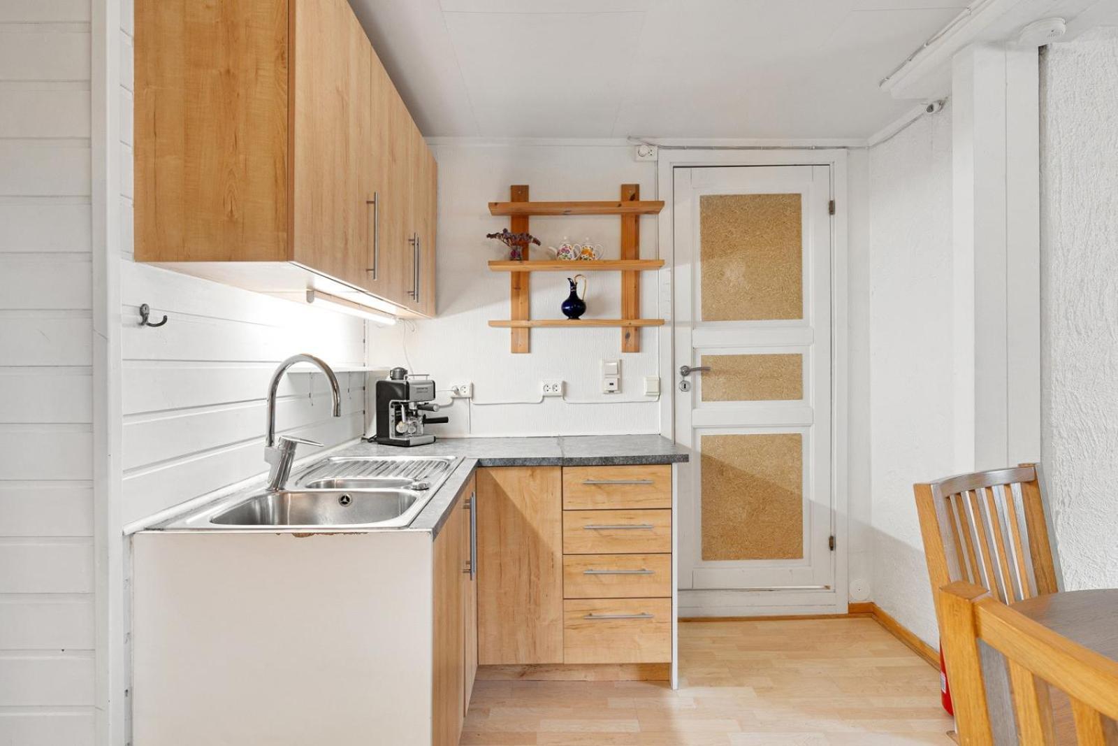 Room In Cozy Apartment 7 Min Walk From The City Center Tromsø Zewnętrze zdjęcie