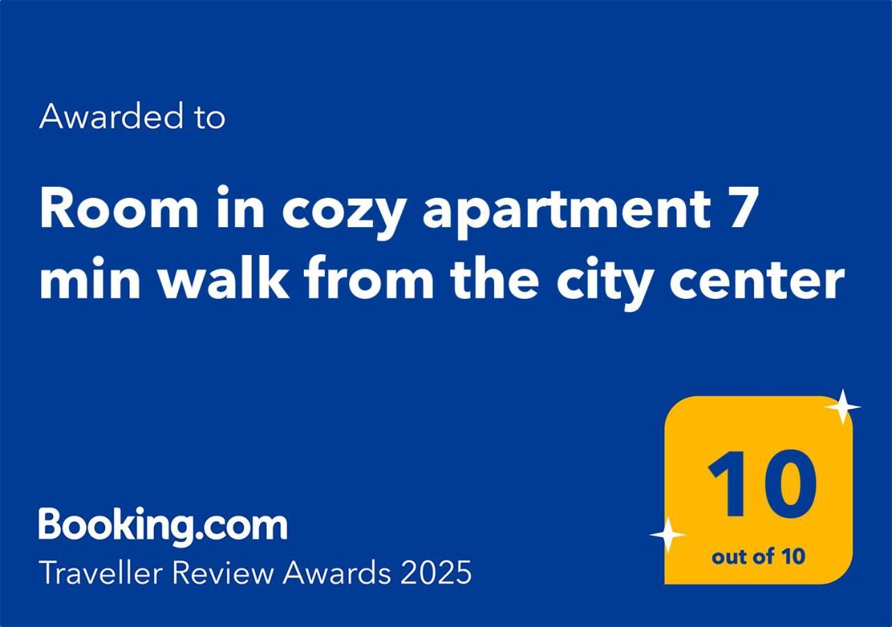 Room In Cozy Apartment 7 Min Walk From The City Center Tromsø Zewnętrze zdjęcie